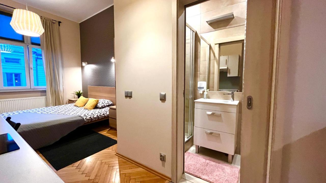 Апартаменти Double Center